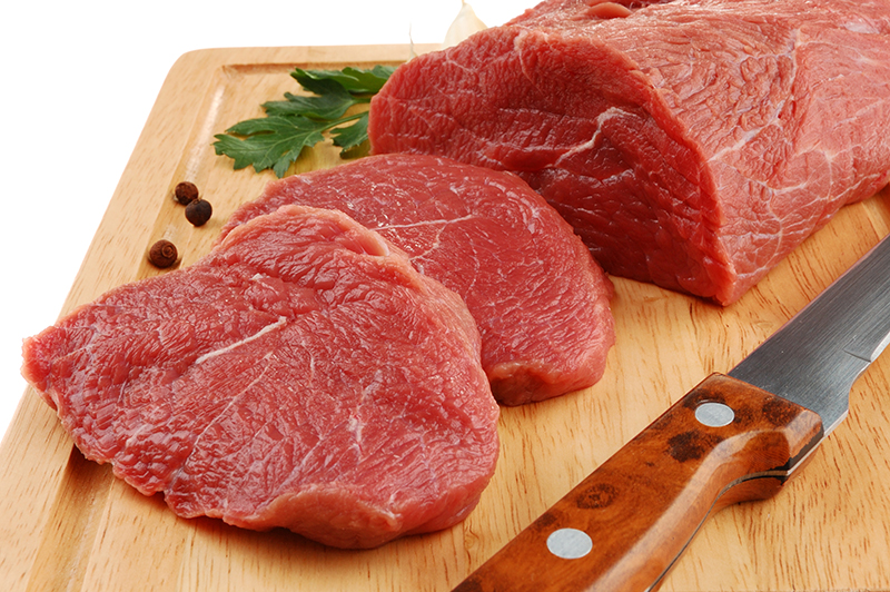 Thịt bò tái, sống là một trong những nơi chứa nhiều vi khuẩn E coli